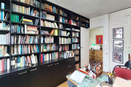 Apartamento à venda com 182m², 4 quartos e 1 vagaQuarto 2