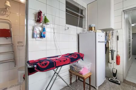 Apartamento à venda com 182m², 4 quartos e 1 vagaÁrea de Serviço