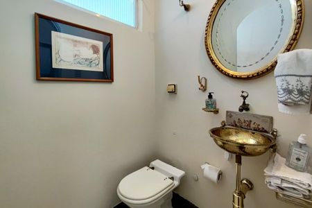 Apartamento à venda com 182m², 4 quartos e 1 vagaLavabo