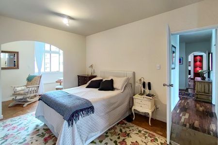 Apartamento à venda com 182m², 4 quartos e 1 vagaSuíte