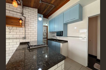 Apartamento para alugar com 92m², 2 quartos e 1 vagaCozinha