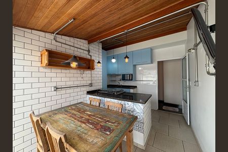 Apartamento para alugar com 92m², 2 quartos e 1 vagaCozinha