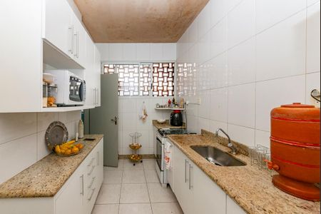 Apartamento à venda com 176m², 4 quartos e 1 vagaCozinha
