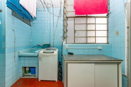 Apartamento à venda com 176m², 4 quartos e 1 vagaÁrea de Serviço