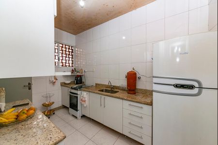 Apartamento à venda com 176m², 4 quartos e 1 vagaCozinha