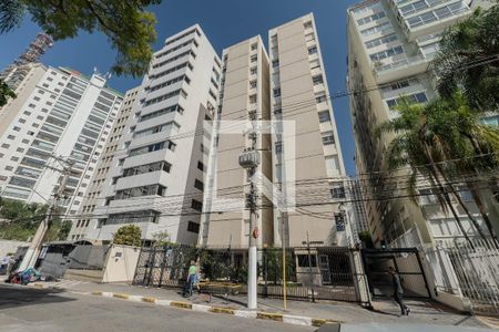Apartamento à venda com 119m², 3 quartos e 1 vagaFachada
