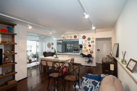 Apartamento à venda com 119m², 3 quartos e 1 vagaSalaSala