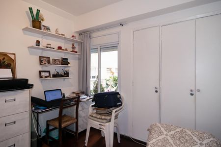 Apartamento à venda com 119m², 3 quartos e 1 vagaQuarto 2