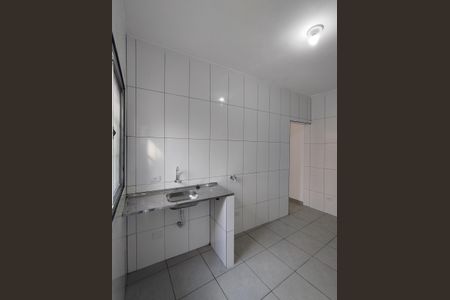 Sala/Cozinha de kitnet/studio para alugar com 1 quarto, 28m² em Cambuci, São Paulo