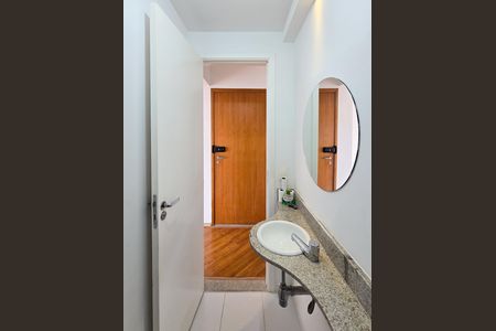 Apartamento para alugar com 107m², 3 quartos e 2 vagas Apartamento para alugar com 107m², 3 quartos e 2 vagasLavabo