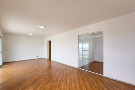 Apartamento para alugar com 107m², 3 quartos e 2 vagas Apartamento para alugar com 107m², 3 quartos e 2 vagasSala
