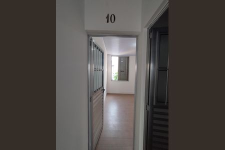 Entrada de casa para alugar com 1 quarto, 34m² em Cambuci, São Paulo