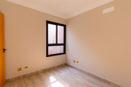 Casa à venda com 160m², 3 quartos e 2 vagasSuíte 2