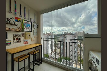 Sacada de apartamento à venda com 2 quartos, 36m² em Jardim Caravelas, São Paulo