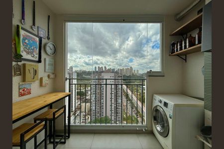 Apartamento à venda com 36m², 2 quartos e sem vaga Apartamento à venda com 36m², 2 quartos e sem vagaSacada