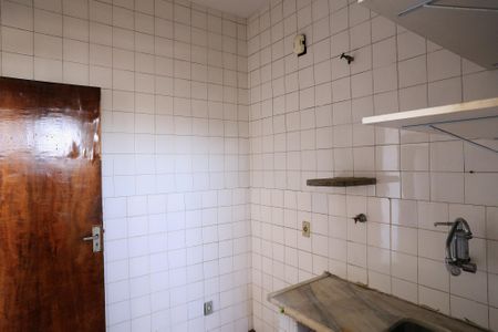 Apartamento à venda com 68m², 2 quartos e sem vaga Apartamento à venda com 68m², 2 quartos e sem vagaCozinha e Área de Serviço