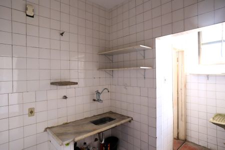 Apartamento à venda com 68m², 2 quartos e sem vaga Apartamento à venda com 68m², 2 quartos e sem vagaCozinha e Área de Serviço