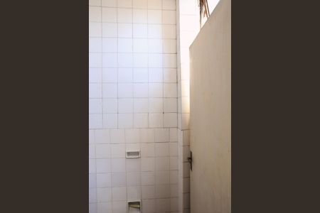 Apartamento à venda com 68m², 2 quartos e sem vaga Apartamento à venda com 68m², 2 quartos e sem vagaBanheiro de serviço