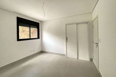 Apartamento à venda com 120m², 3 quartos e 2 vagasSemi suíte 2