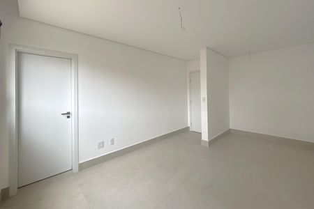 Apartamento à venda com 120m², 3 quartos e 2 vagasSuíte 1