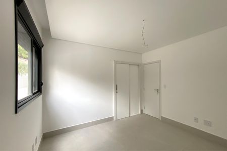 Apartamento à venda com 120m², 3 quartos e 2 vagasSemi suíte 2