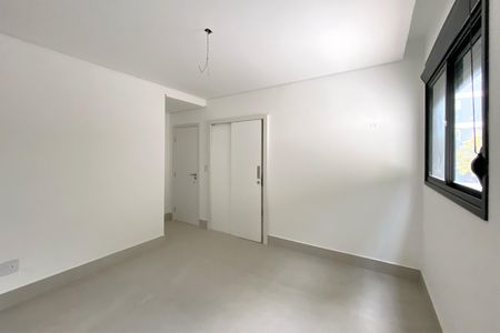 Apartamento à venda com 120m², 3 quartos e 2 vagasSemi suíte 1