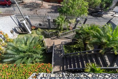 Casa para alugar com 463m², 3 quartos e 10 vagasEntrada