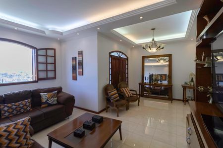 Casa para alugar com 463m², 3 quartos e 10 vagasSala 1