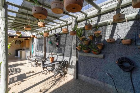 Casa para alugar com 463m², 3 quartos e 10 vagasQuintal