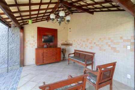 Casa para alugar com 463m², 3 quartos e 10 vagasQuintal