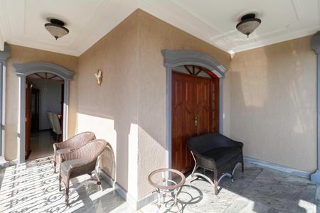 Casa para alugar com 463m², 3 quartos e 10 vagasVaranda