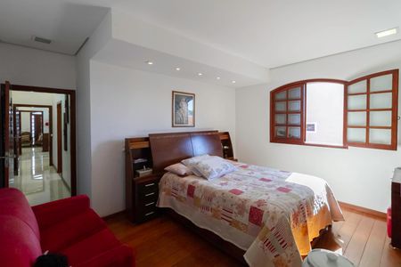 Casa para alugar com 463m², 3 quartos e 10 vagasSuíte