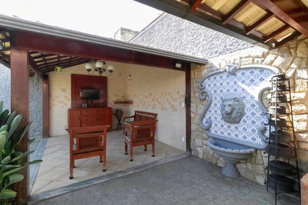 Casa para alugar com 463m², 3 quartos e 10 vagasQuintal