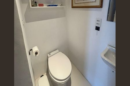 Apartamento à venda com 74m², 2 quartos e 1 vagaBanheiro