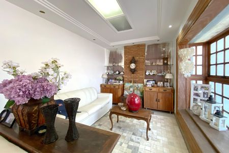 Sala de casa à venda com 5 quartos, 360m² em Renascença, Belo Horizonte