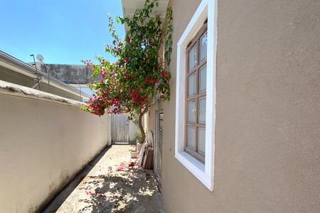 Casa à venda com 360m², 5 quartos e 3 vagas Casa à venda com 360m², 5 quartos e 3 vagasÁrea Externa