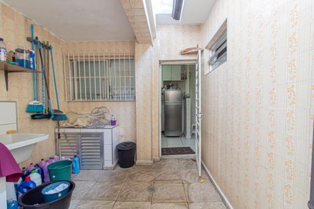 Casa à venda com 200m², 2 quartos e 3 vagasÁrea de Serviço