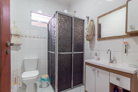 Casa à venda com 200m², 2 quartos e 3 vagasBanheiro