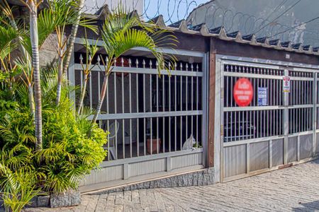 Casa à venda com 200m², 2 quartos e 3 vagasFachada