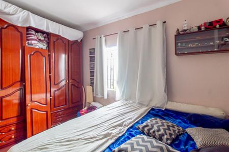 Casa à venda com 200m², 2 quartos e 3 vagasQuarto 2