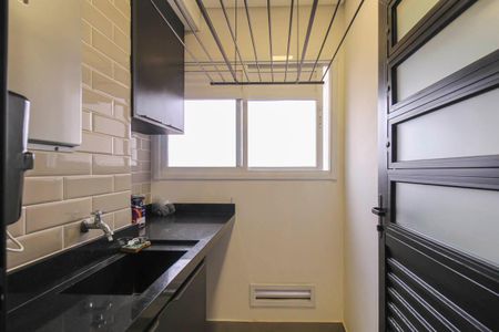 Apartamento à venda com 58m², 2 quartos e 1 vaga Apartamento à venda com 58m², 2 quartos e 1 vagaÁrea de Serviço