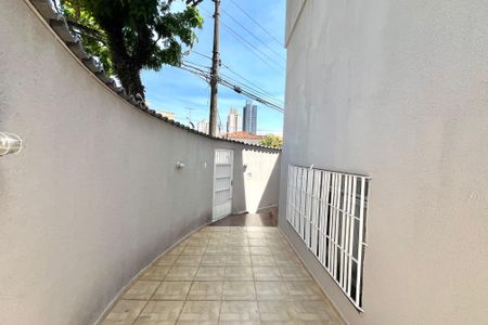 Casa à venda com 186m², 3 quartos e 2 vagasQuintal