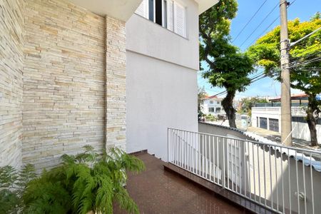 Casa à venda com 186m², 3 quartos e 2 vagasEntrada