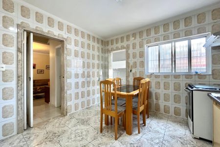 Casa à venda com 186m², 3 quartos e 2 vagasCozinha