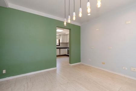 Casa de condomínio à venda com 452m², 4 quartos e 3 vagas Casa de condomínio à venda com 452m², 4 quartos e 3 vagasCopa