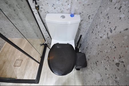 Banheiro de kitnet/studio à venda com 1 quarto, 26m² em Tucuruvi, São Paulo