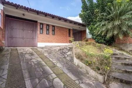 Casa para alugar com 300m², 3 quartos e 3 vagas Casa para alugar com 300m², 3 quartos e 3 vagasGaragem