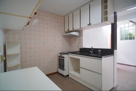Apartamento à venda com 88m², 2 quartos e 1 vagaCozinha