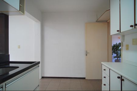 Apartamento à venda com 88m², 2 quartos e 1 vagaCozinha