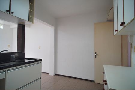 Apartamento à venda com 88m², 2 quartos e 1 vagaCozinha
